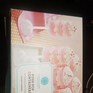 Martha Stewart Dessert Cake Push Pop Containers